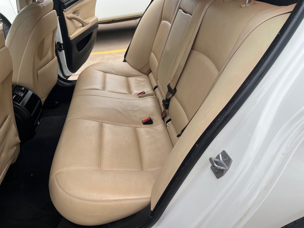 2016 BMW 5 Series Image 13