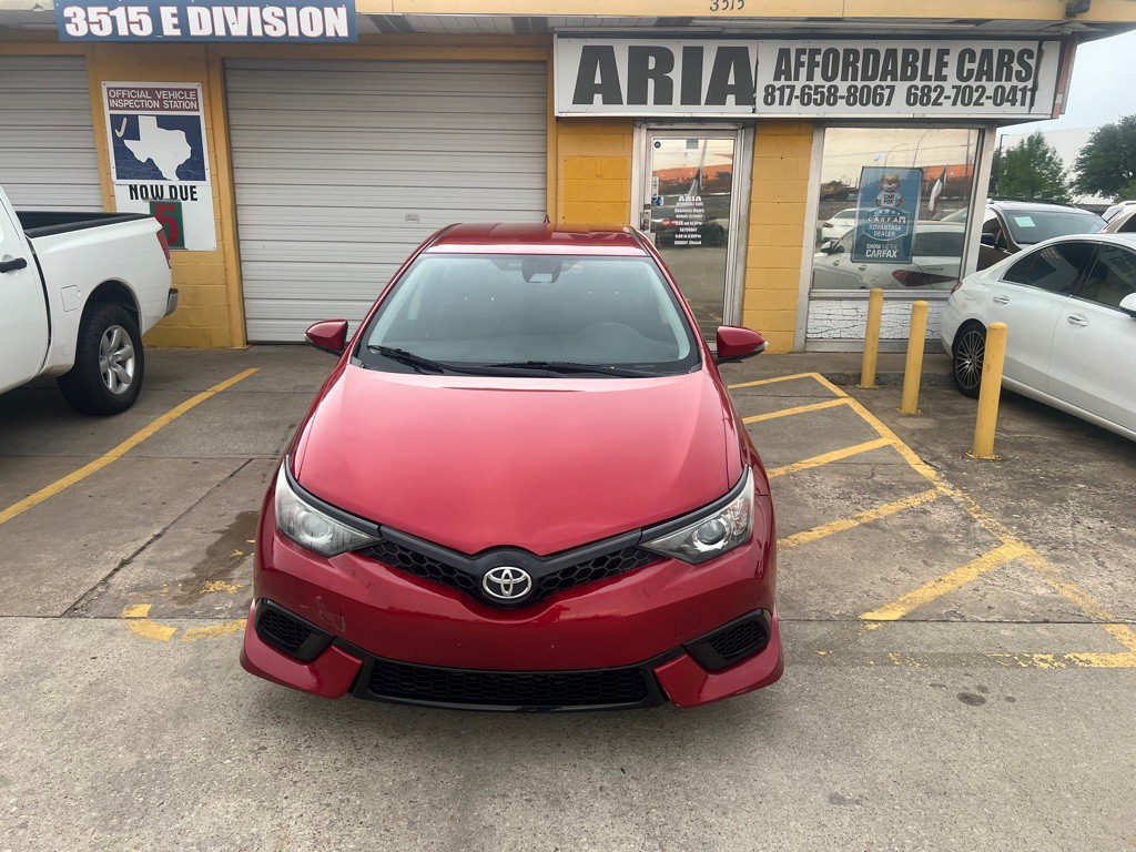 2018 Toyota Corolla Image 2