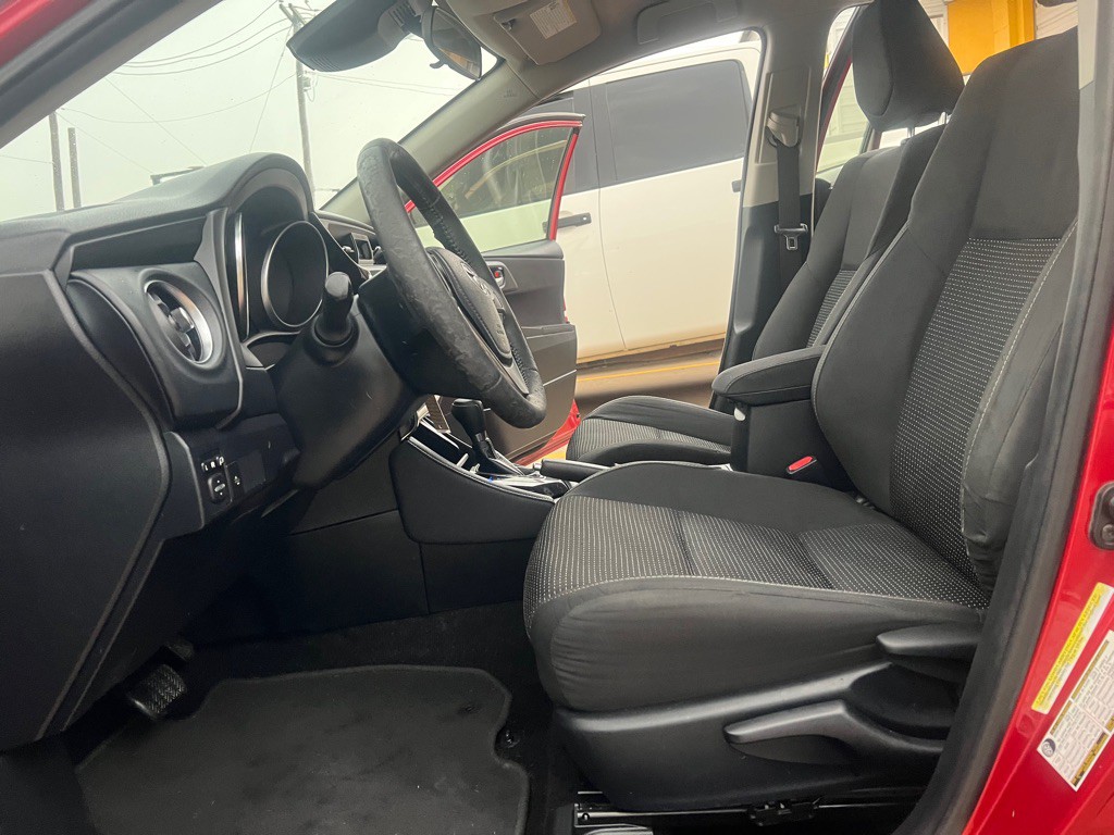 2018 Toyota Corolla Image 12