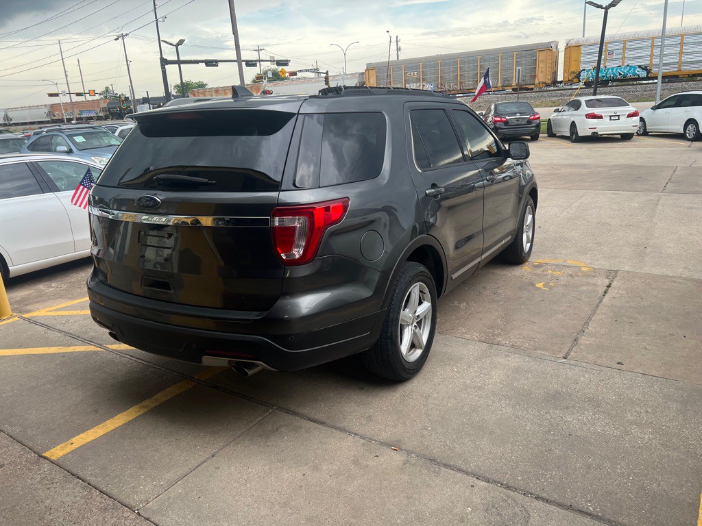 2018 Ford Explorer Image 5