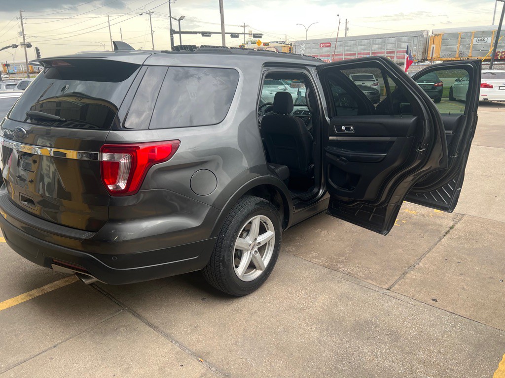 2018 Ford Explorer Image 10