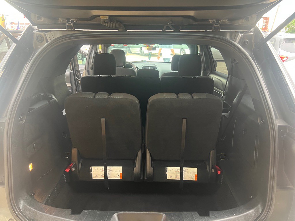 2018 Ford Explorer Image 13