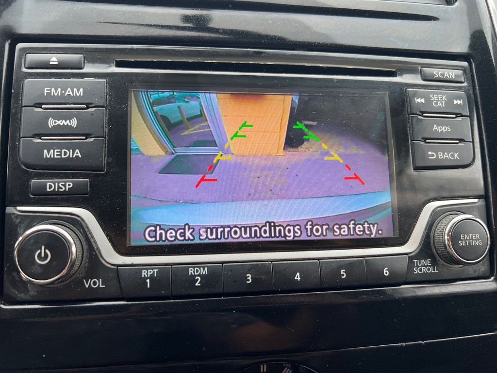 2016 Nissan Versa Image 20