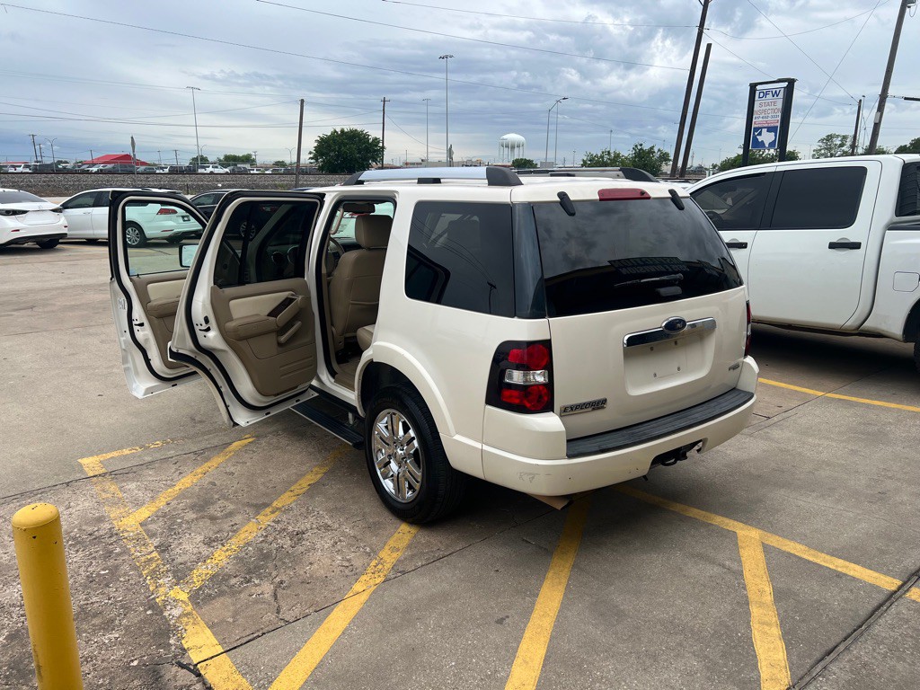 2008 Ford Explorer Image 9