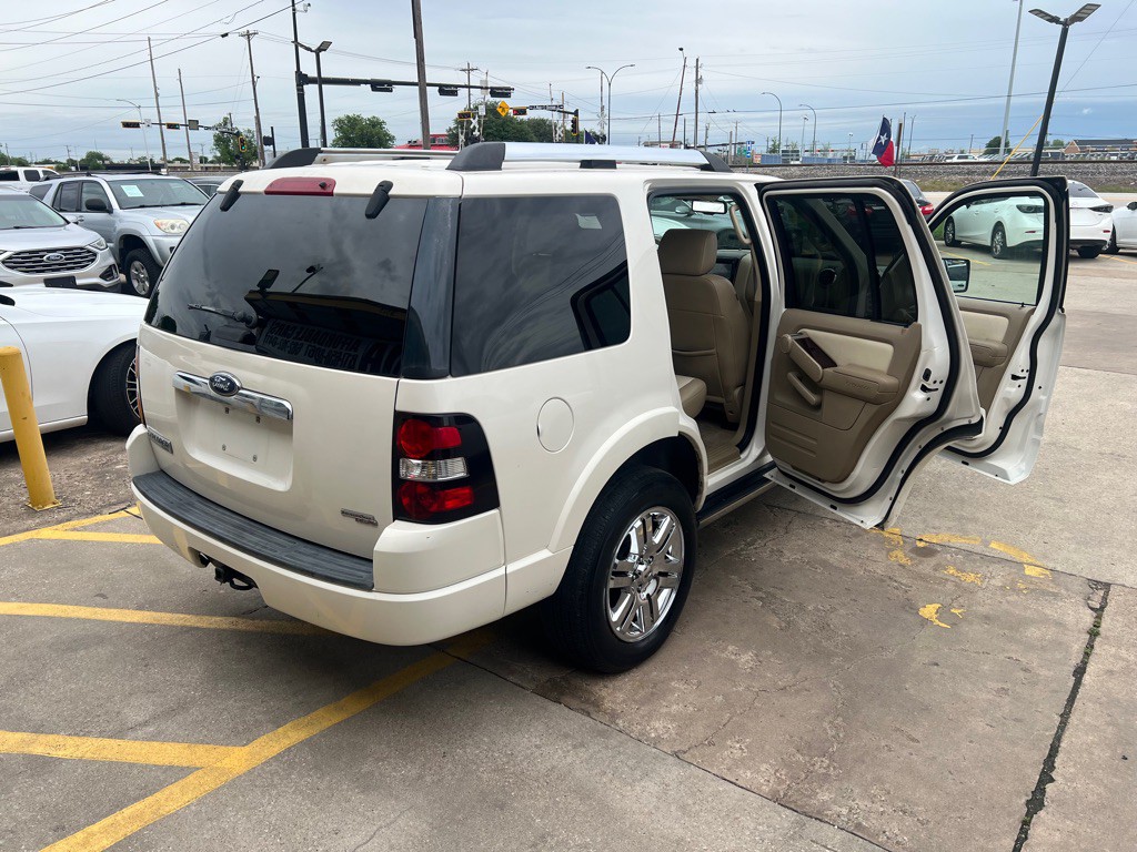 2008 Ford Explorer Image 10