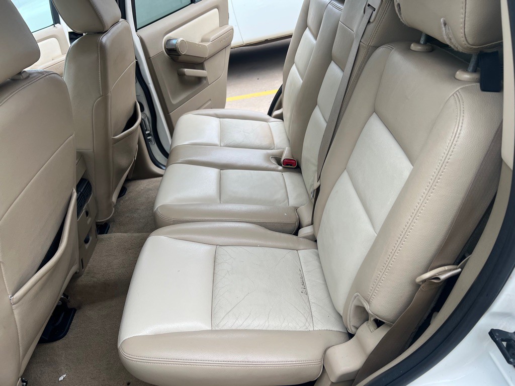 2008 Ford Explorer Image 14