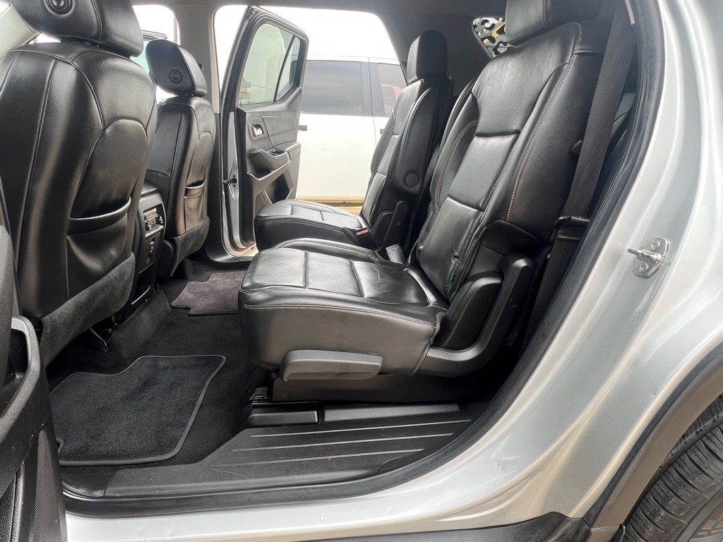 2019 Chevrolet Traverse Image 14