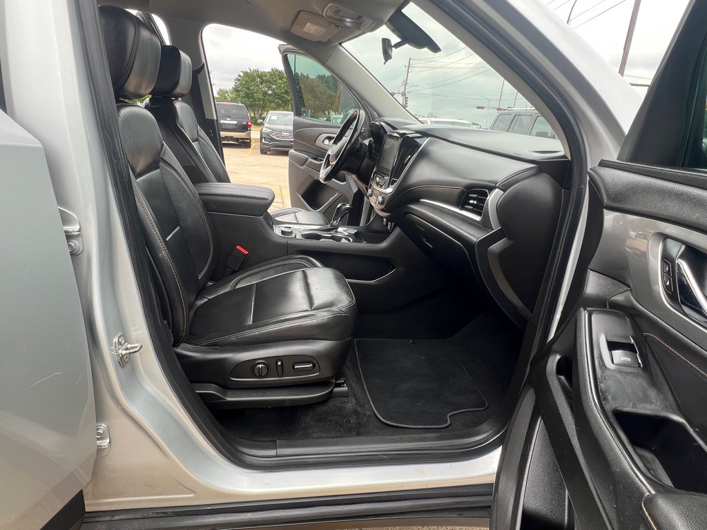 2019 Chevrolet Traverse Image 16