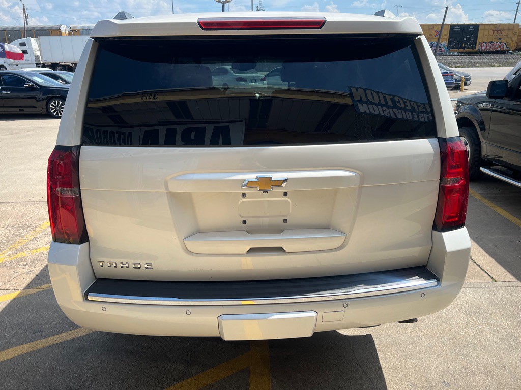 2015 Chevrolet Tahoe Image 5