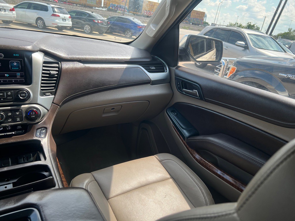 2015 Chevrolet Tahoe Image 18