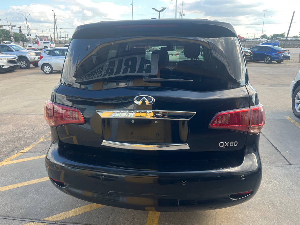 2014 INFINITI QX80 Image 5