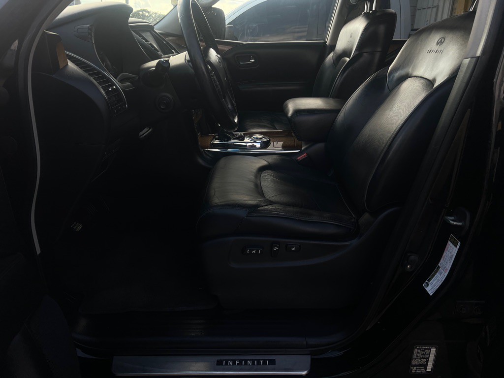 2014 INFINITI QX80 Image 13