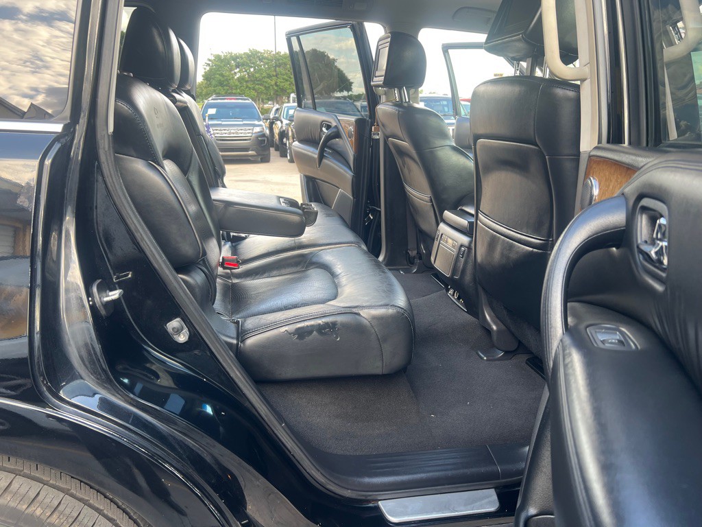 2014 INFINITI QX80 Image 15