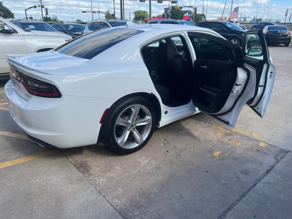 2018 Dodge Charger Image 11