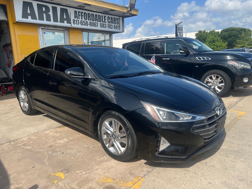 2020 Hyundai Elantra Image 1