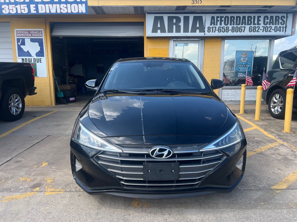 2020 Hyundai Elantra Image 2