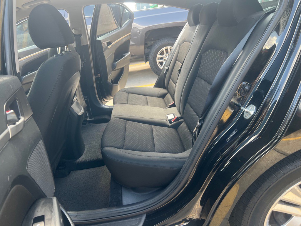 2020 Hyundai Elantra Image 14