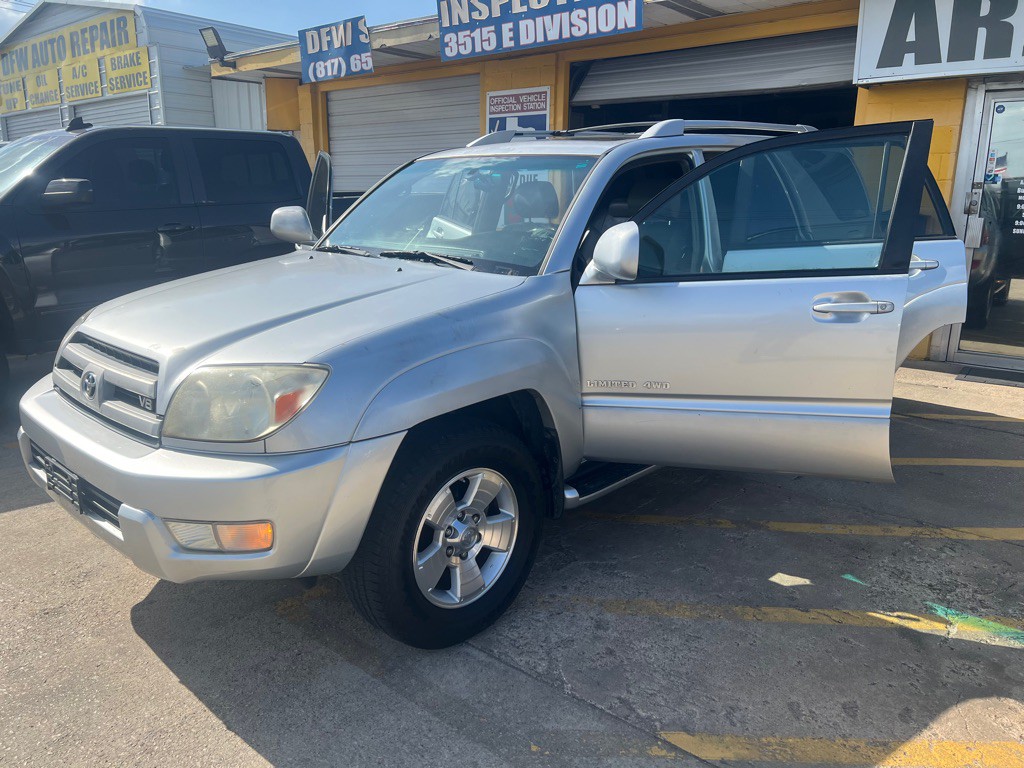 2004 Toyota 4Runner Image 9