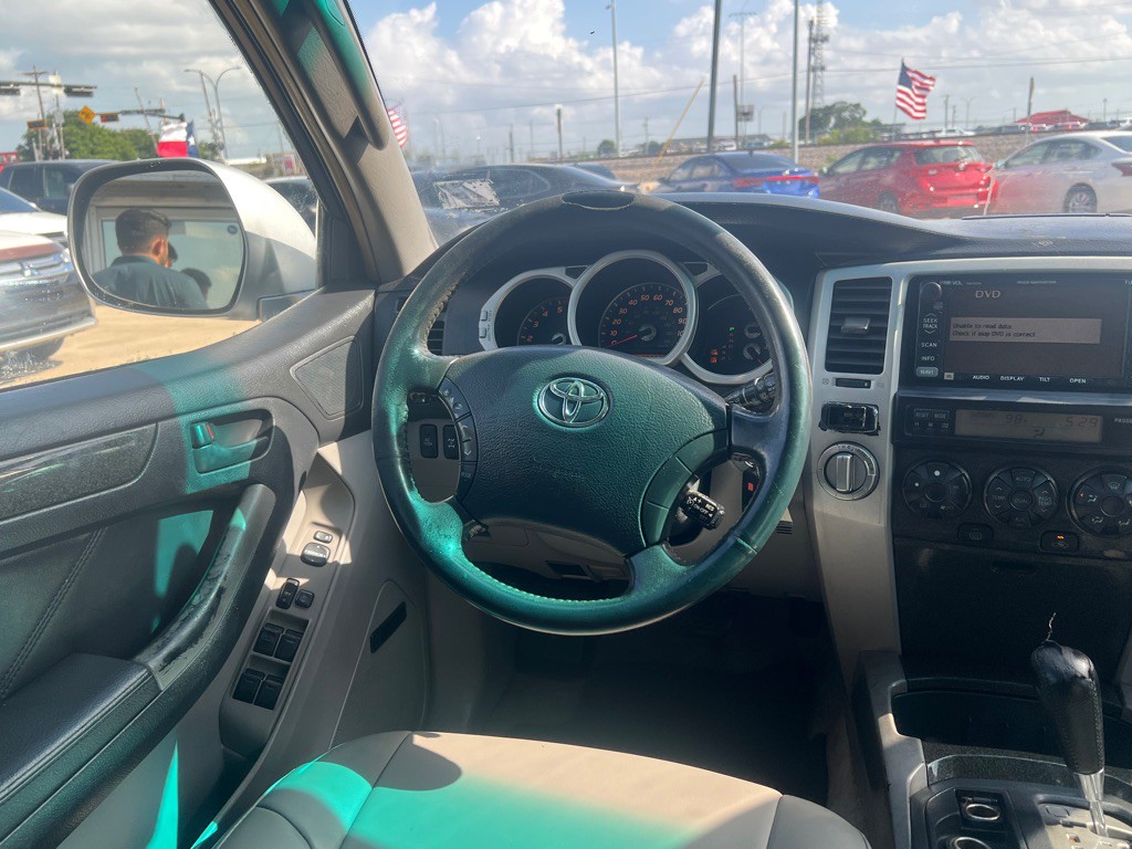 2004 Toyota 4Runner Image 17