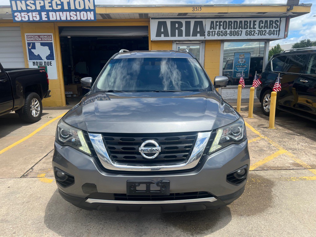 2020 Nissan Pathfinder Image 2