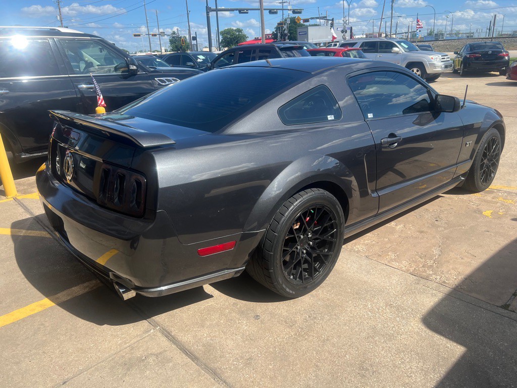 2008 Ford Mustang Image 6