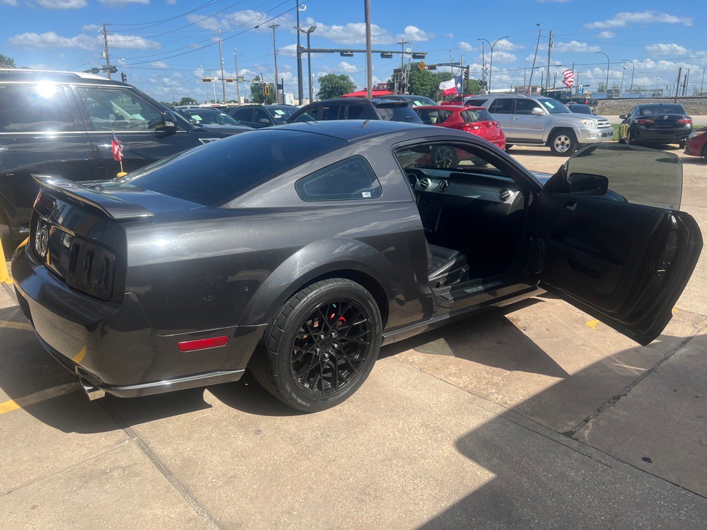 2008 Ford Mustang Image 11