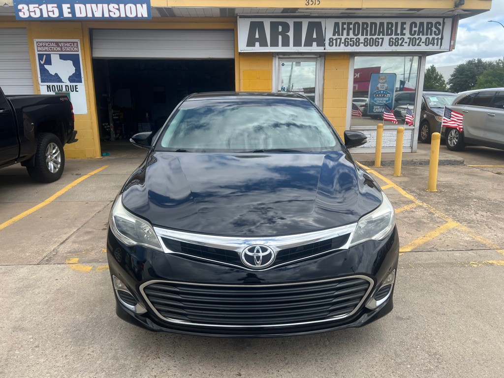 2015 Toyota Avalon Image 2
