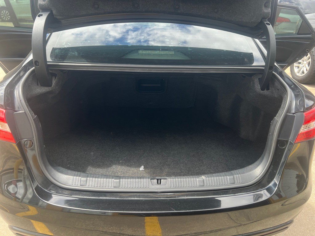 2015 Toyota Avalon Image 11