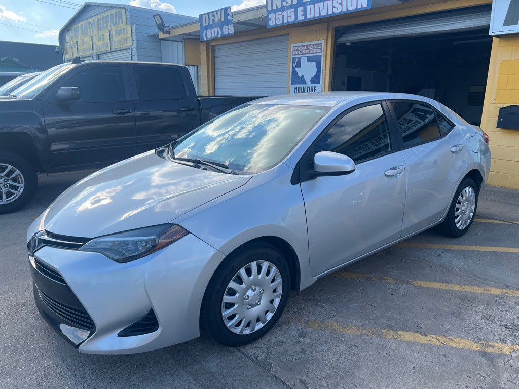 2017 Toyota Corolla Image 3