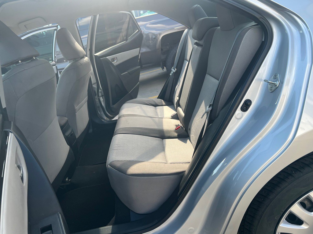 2017 Toyota Corolla Image 13