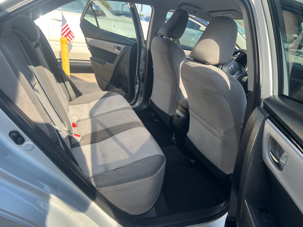 2017 Toyota Corolla Image 15