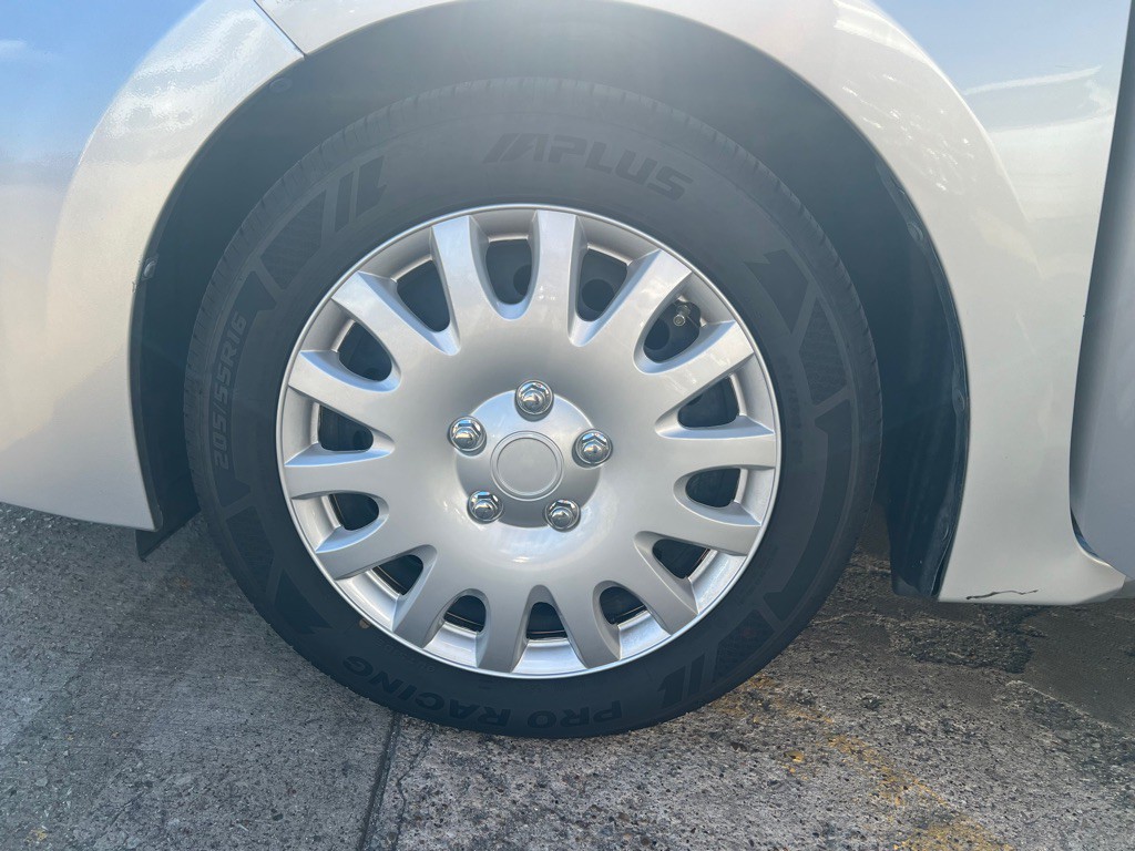 2017 Toyota Corolla Image 20