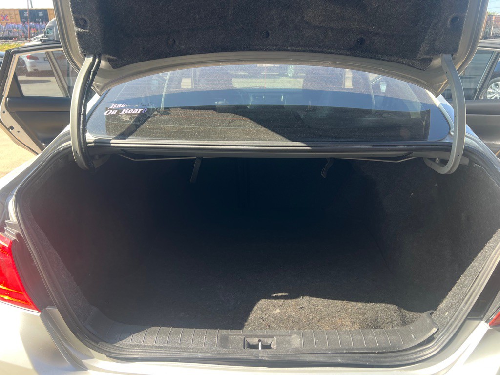 2016 Nissan Altima Image 11