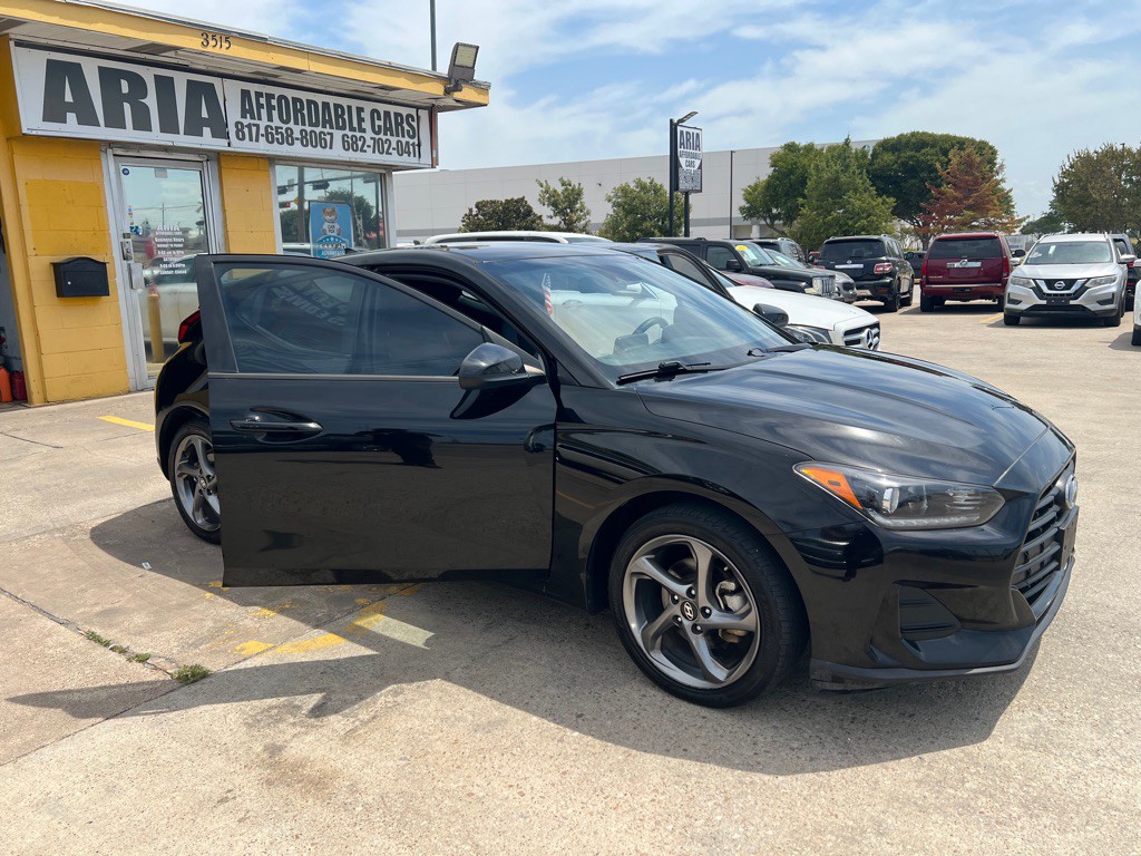 2019 Hyundai Veloster Image 7