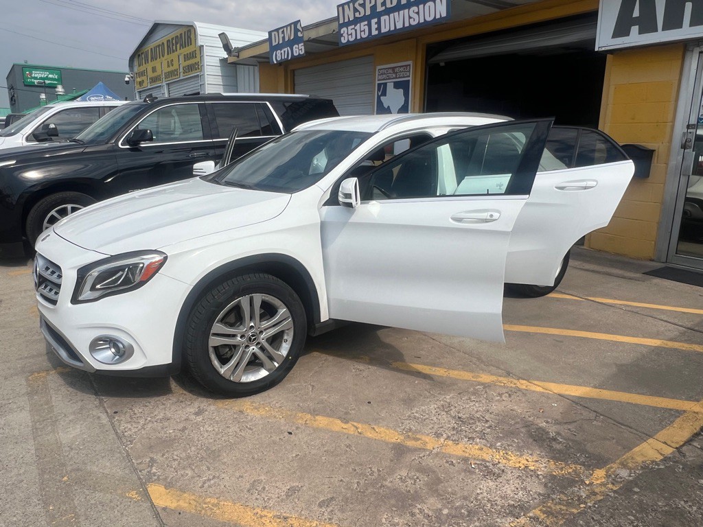 2019 Mercedes-Benz GLA-Class Image 9
