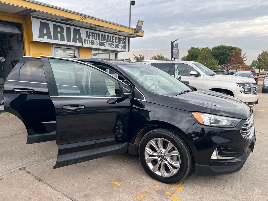 2020 Ford Edge Image 7