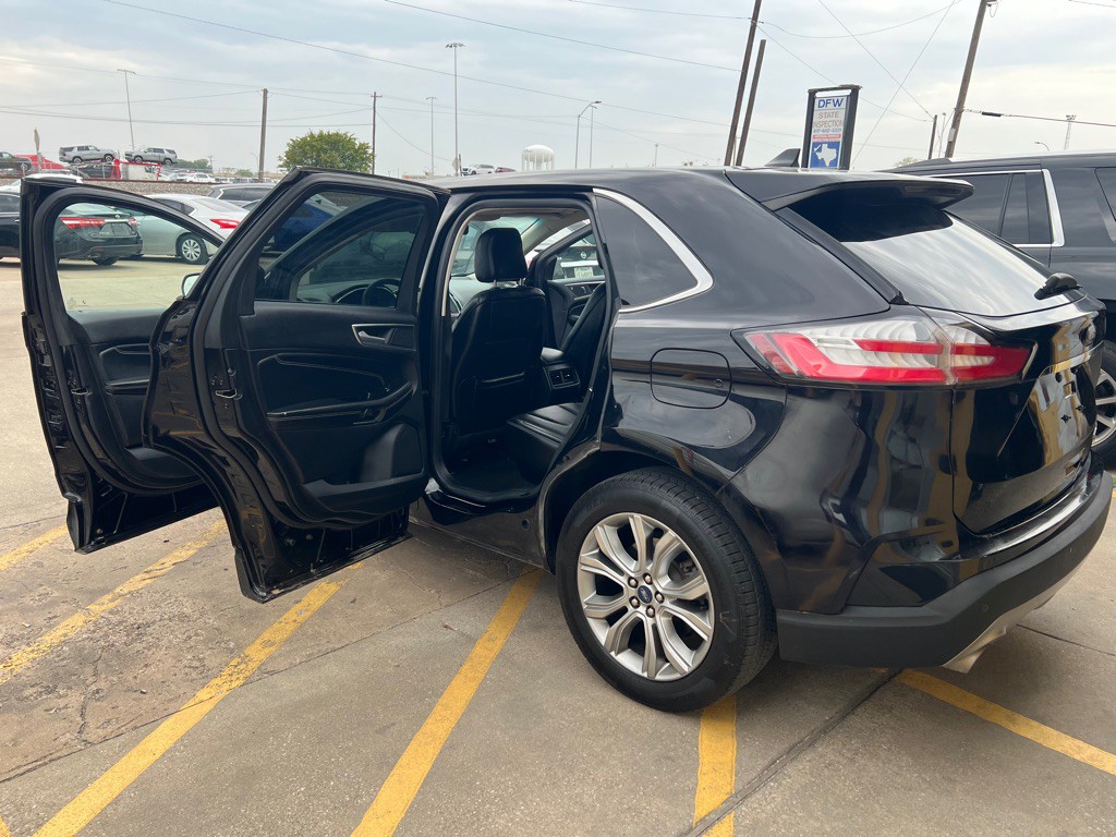 2020 Ford Edge Image 10