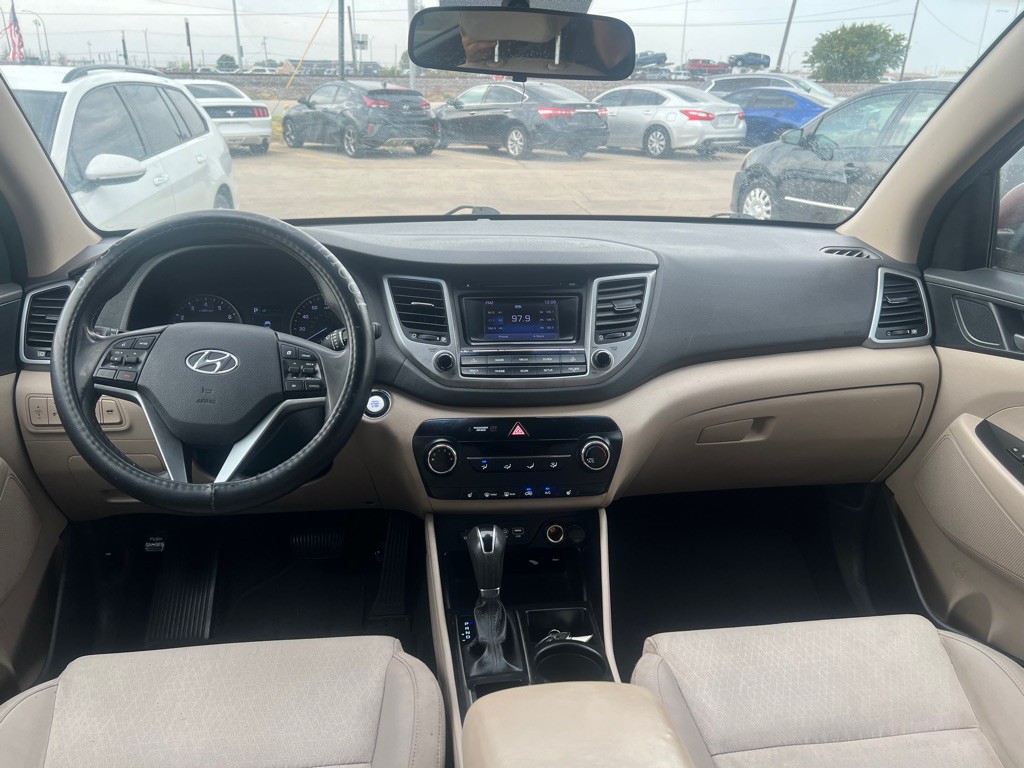 2016 Hyundai Tucson Image 19