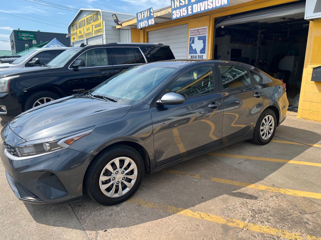 2024 Kia Forte Image 3