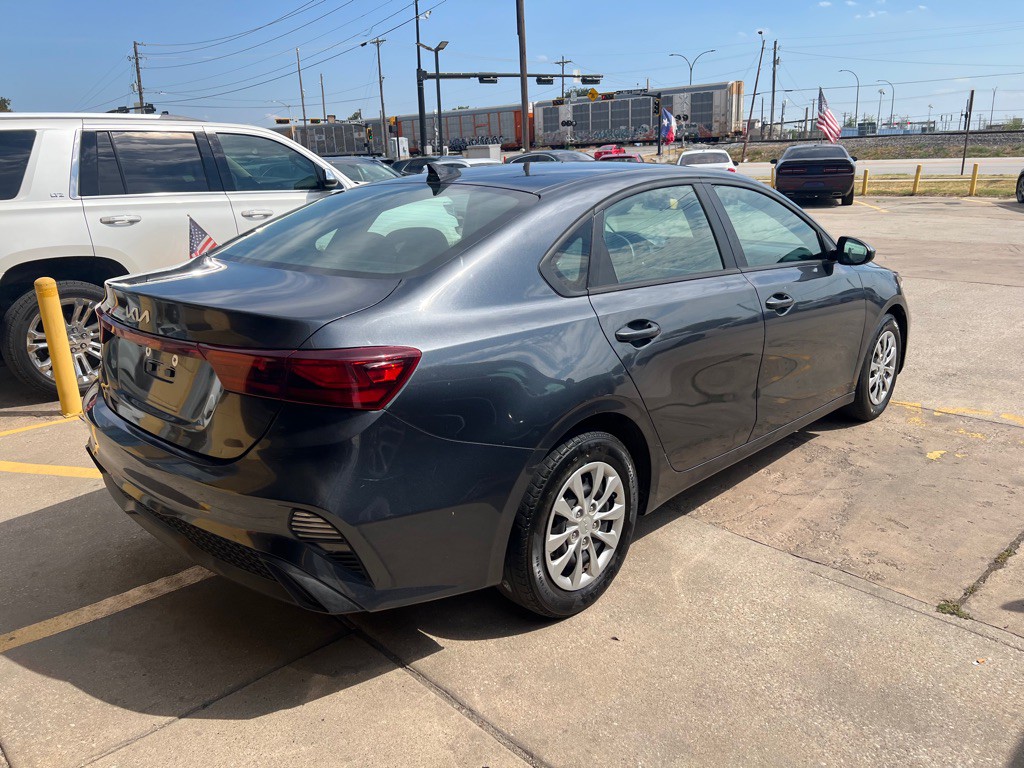 2024 Kia Forte Image 6