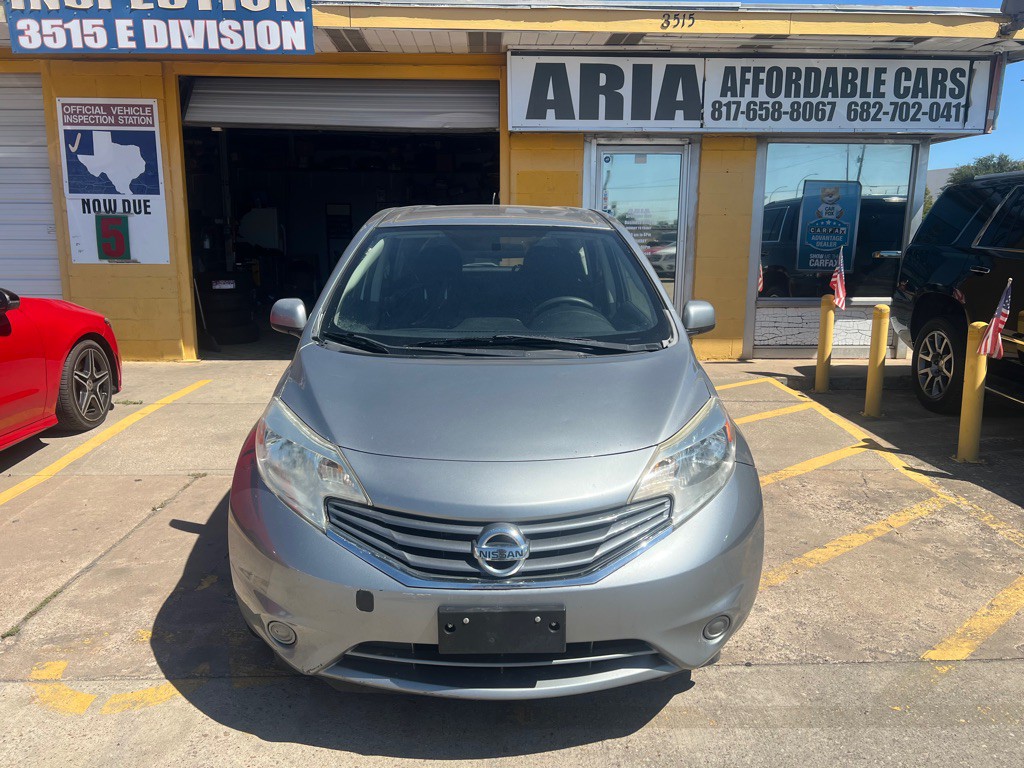 2014 Nissan Versa Image 2