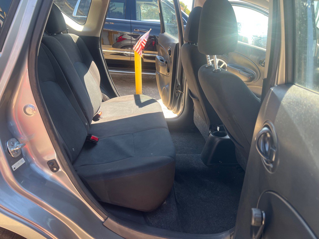2014 Nissan Versa Image 16