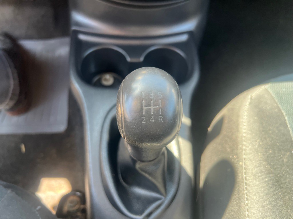 2014 Nissan Versa Image 20
