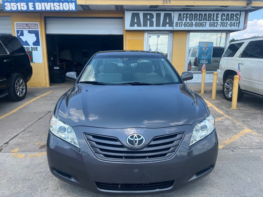 2009 Toyota Camry Image 2