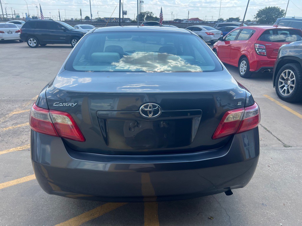 2009 Toyota Camry Image 5