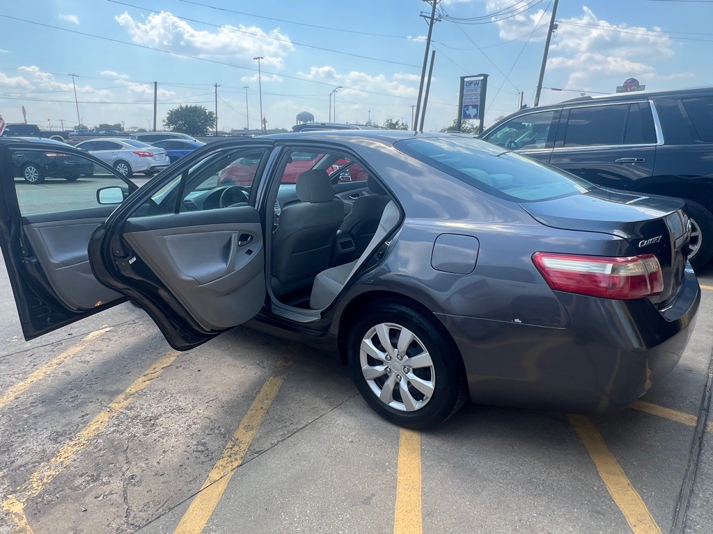 2009 Toyota Camry Image 10