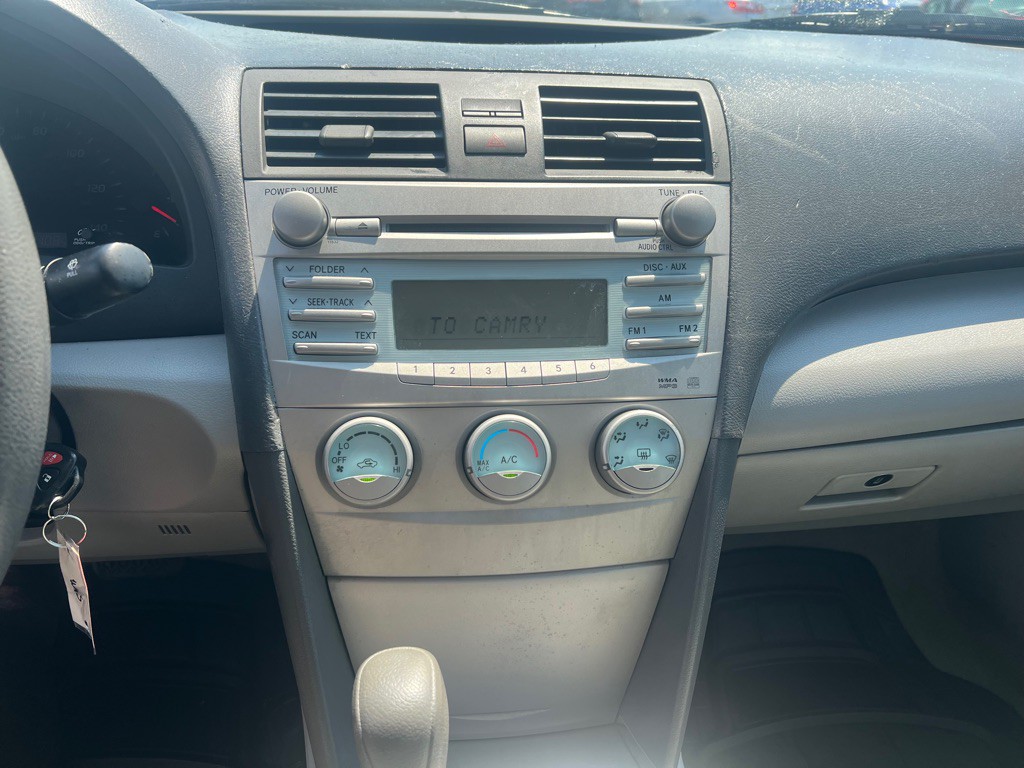 2009 Toyota Camry Image 19