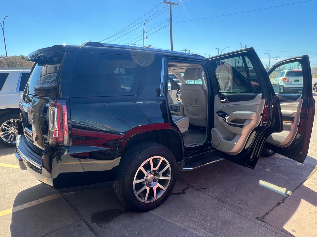 2016 GMC Yukon Image 12