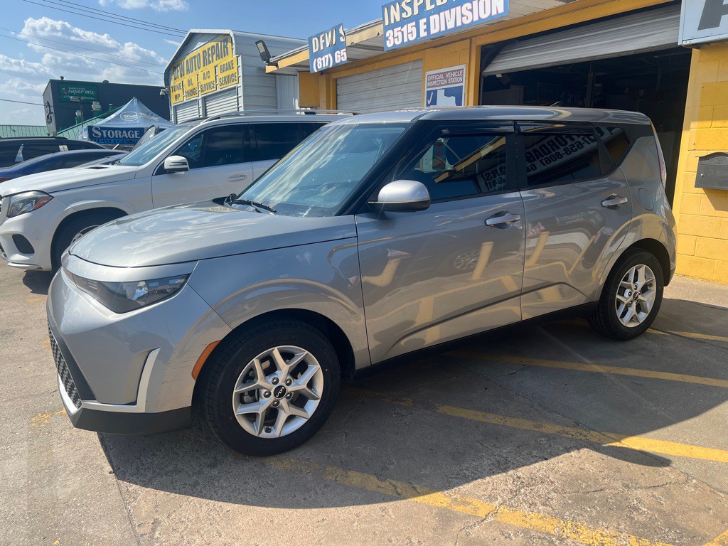 2023 Kia Soul Image 3