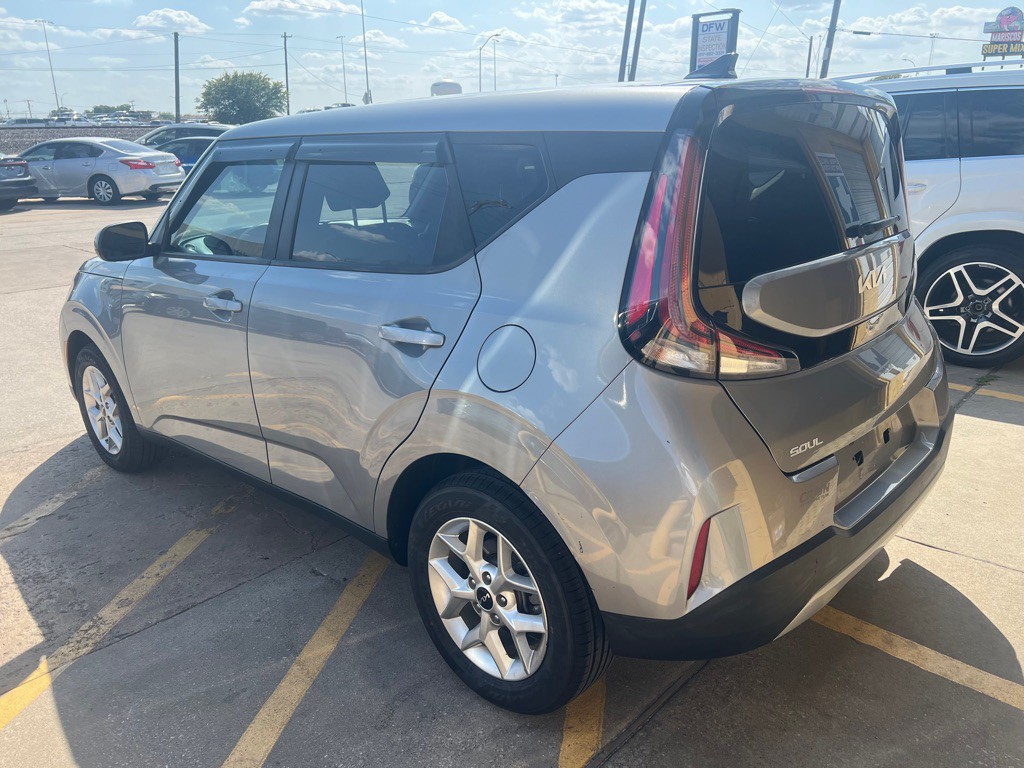 2023 Kia Soul Image 4